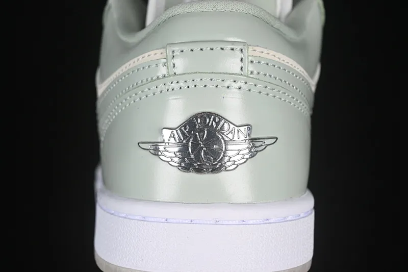 All categories Air Jordan Jordan series basketball shoes Air Jordan 1 Low G version pure original Air Jordan 1 Low AJ1 Joe 1 amber green low-top cultural casual sneakers HF4078-100